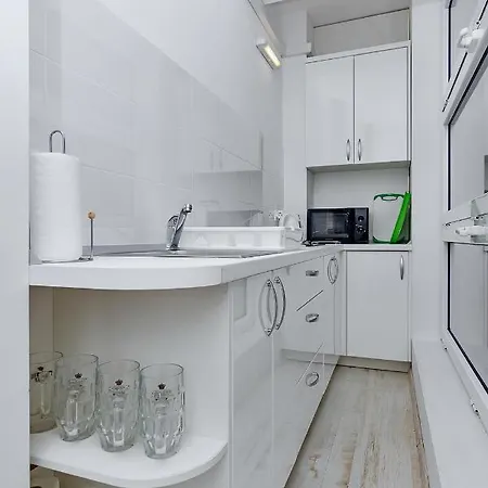 Lory Apartment *