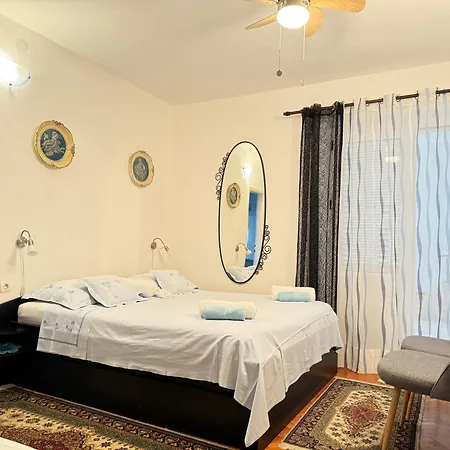 Apartment Lory Makarska