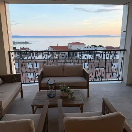 Lory Apartment