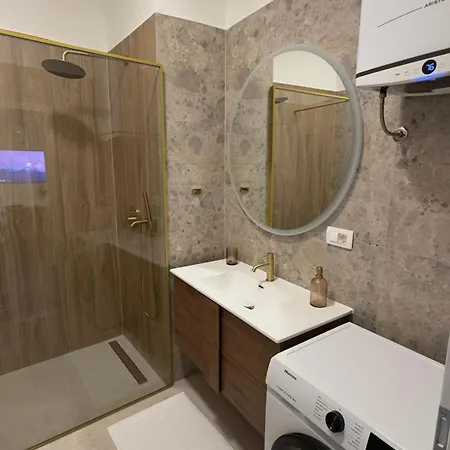 Lory Apartment Makarska