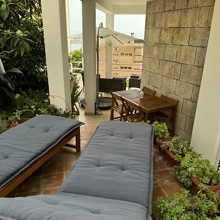 Lory Макарська